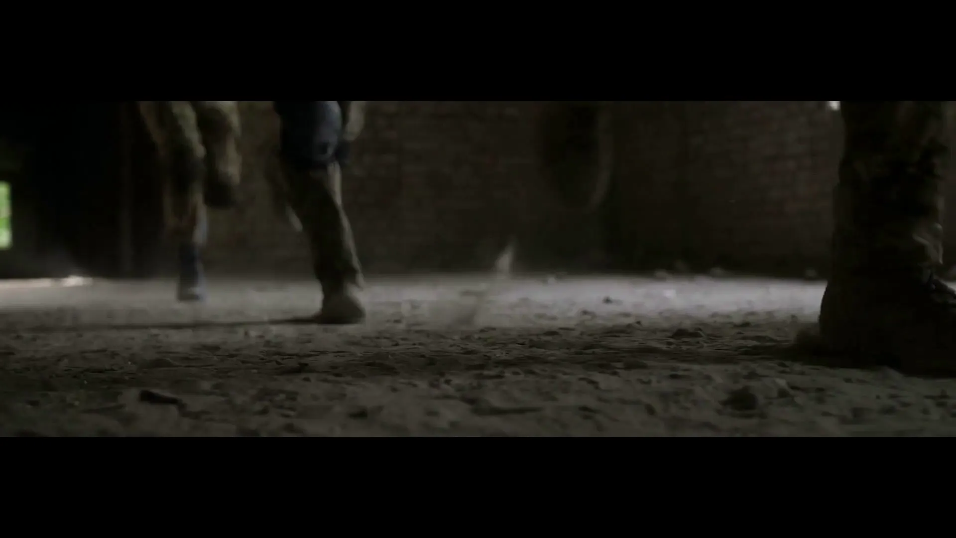 Keyframe at 00:27