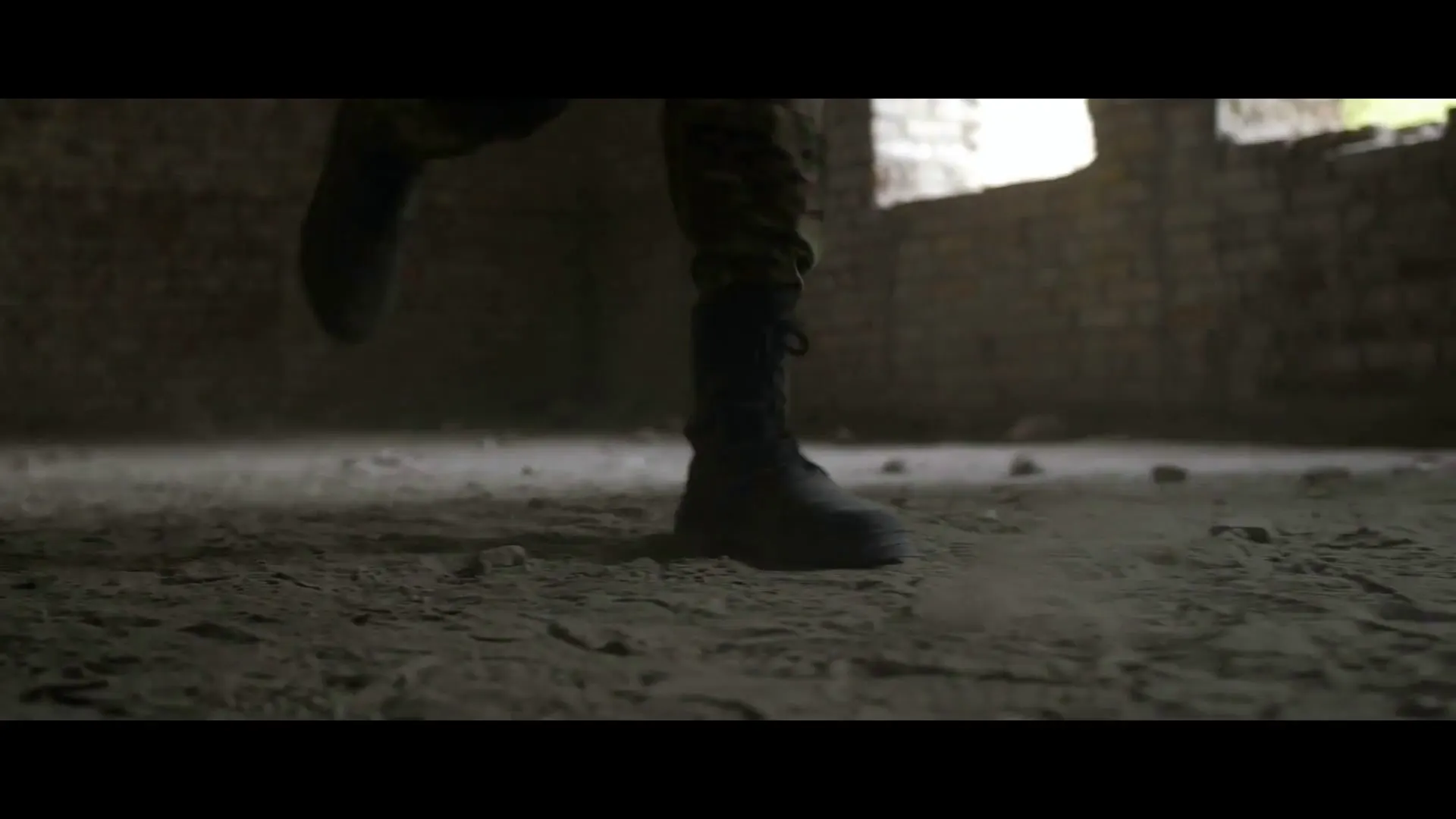 Keyframe at 00:28