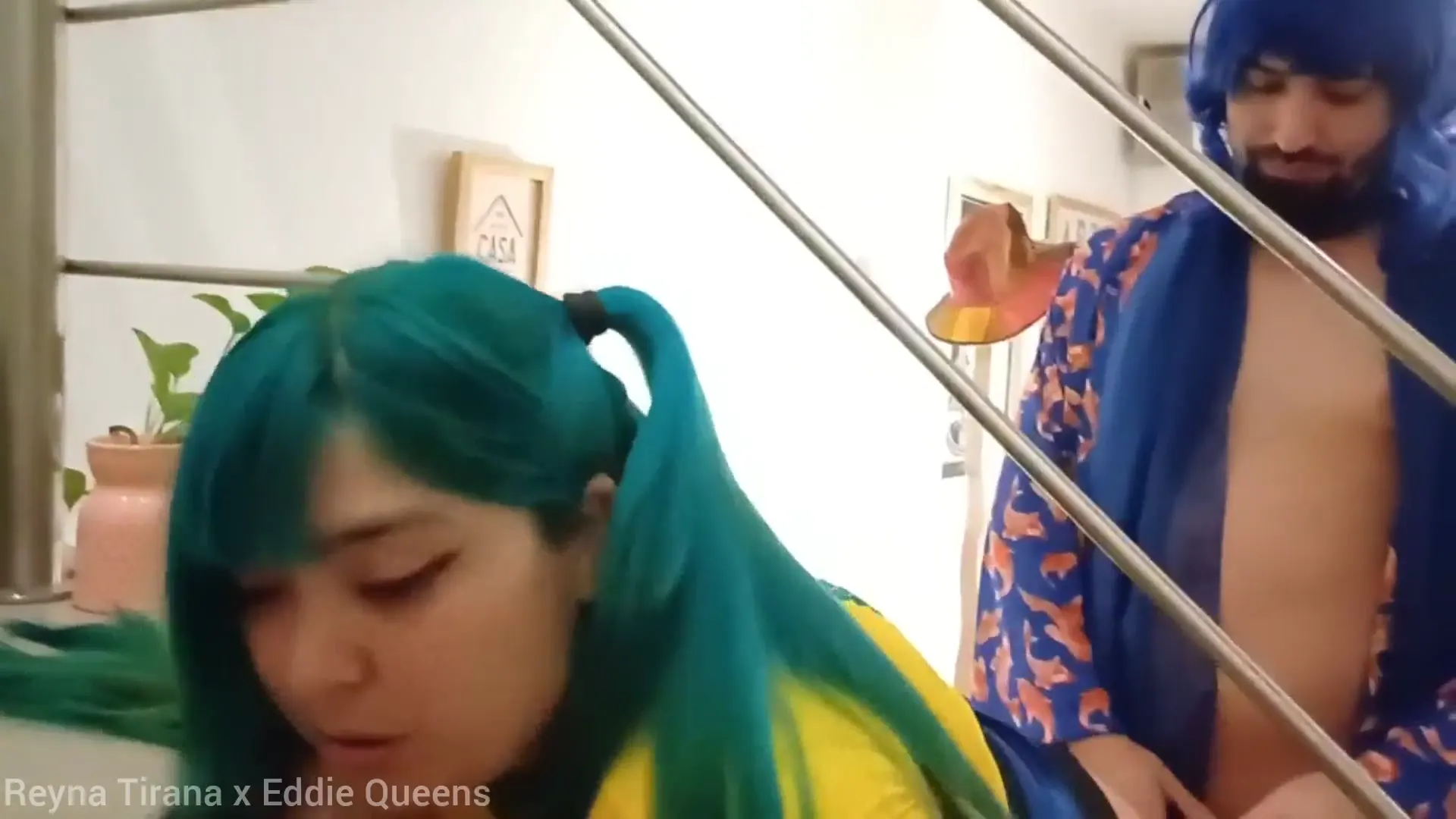 Moment at 02:42 in Brazilian Miku Gets Stuck On The Stairs And Kaito Gives Her More Than A Hand
