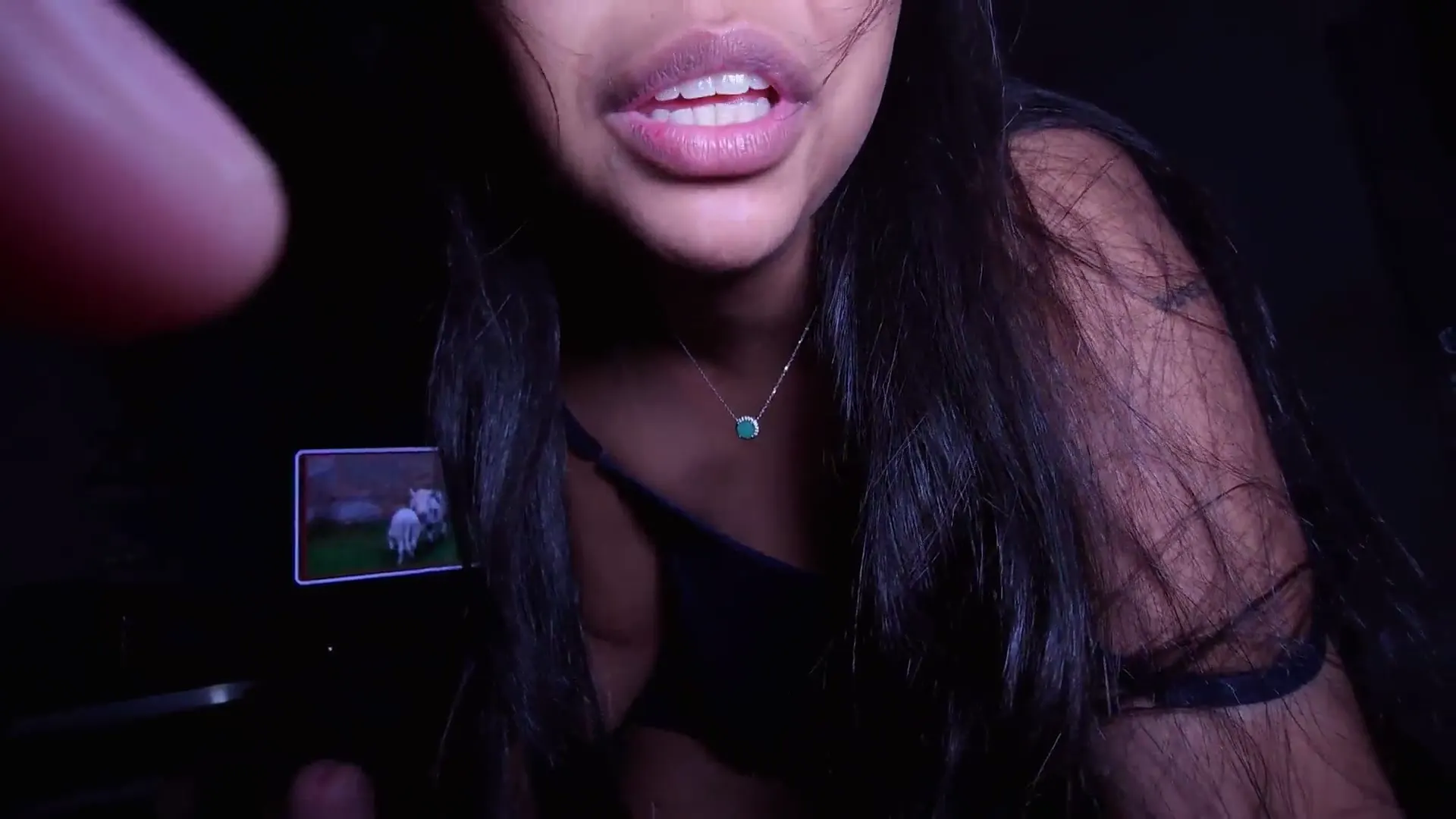 Moment at 00:42 in Me flagrou batento uma e n&atilde_o resistiu, me pediu pra gozar na boca antes dos pais chegarem em casa, gulosa pra engolir minha porra novinha safada da boca gostosa part - 2