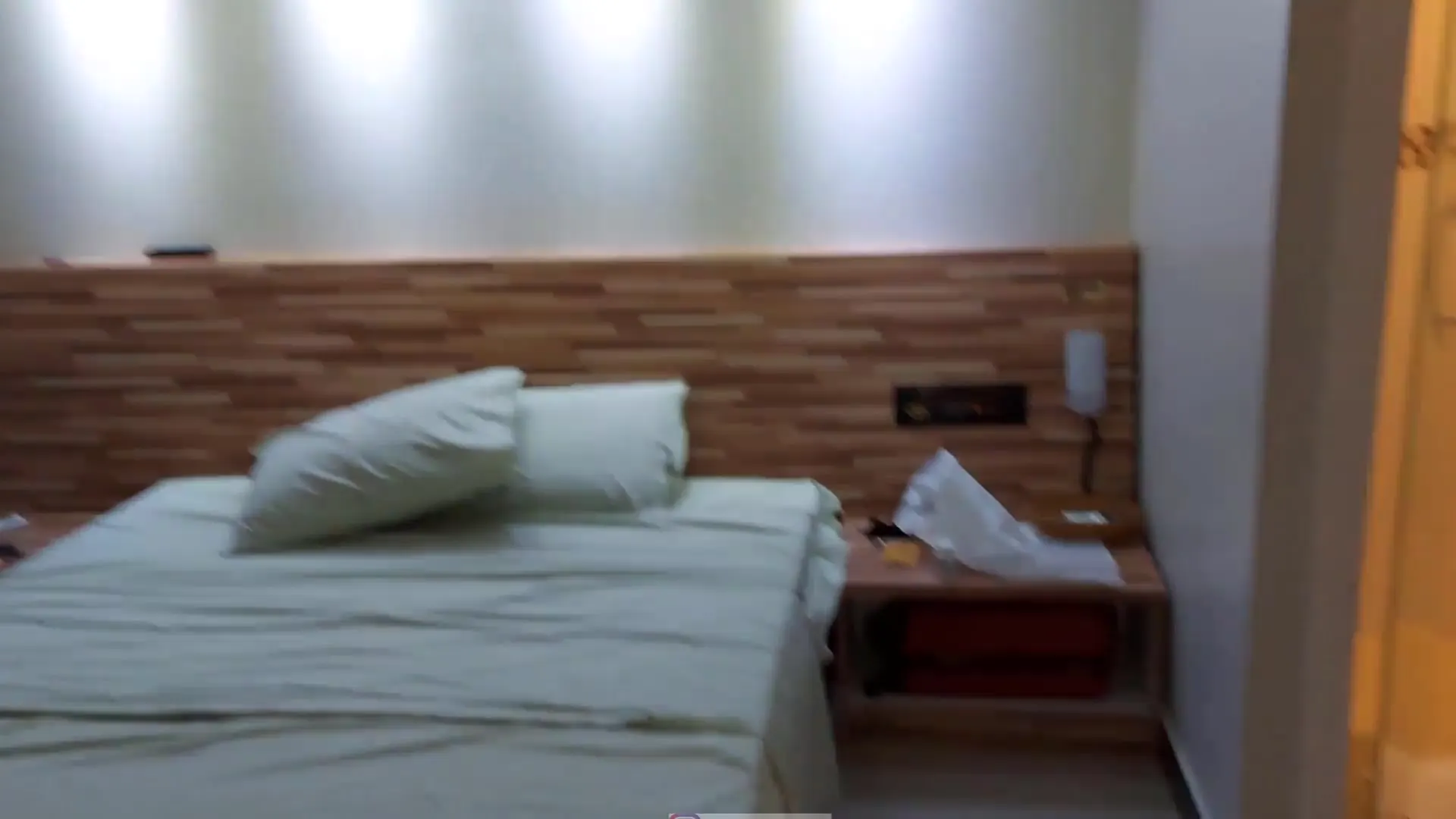 Moment at 01:00 in vizinha chamou no meu apartamento e acabou acontecendo mais do que eu esperava veja