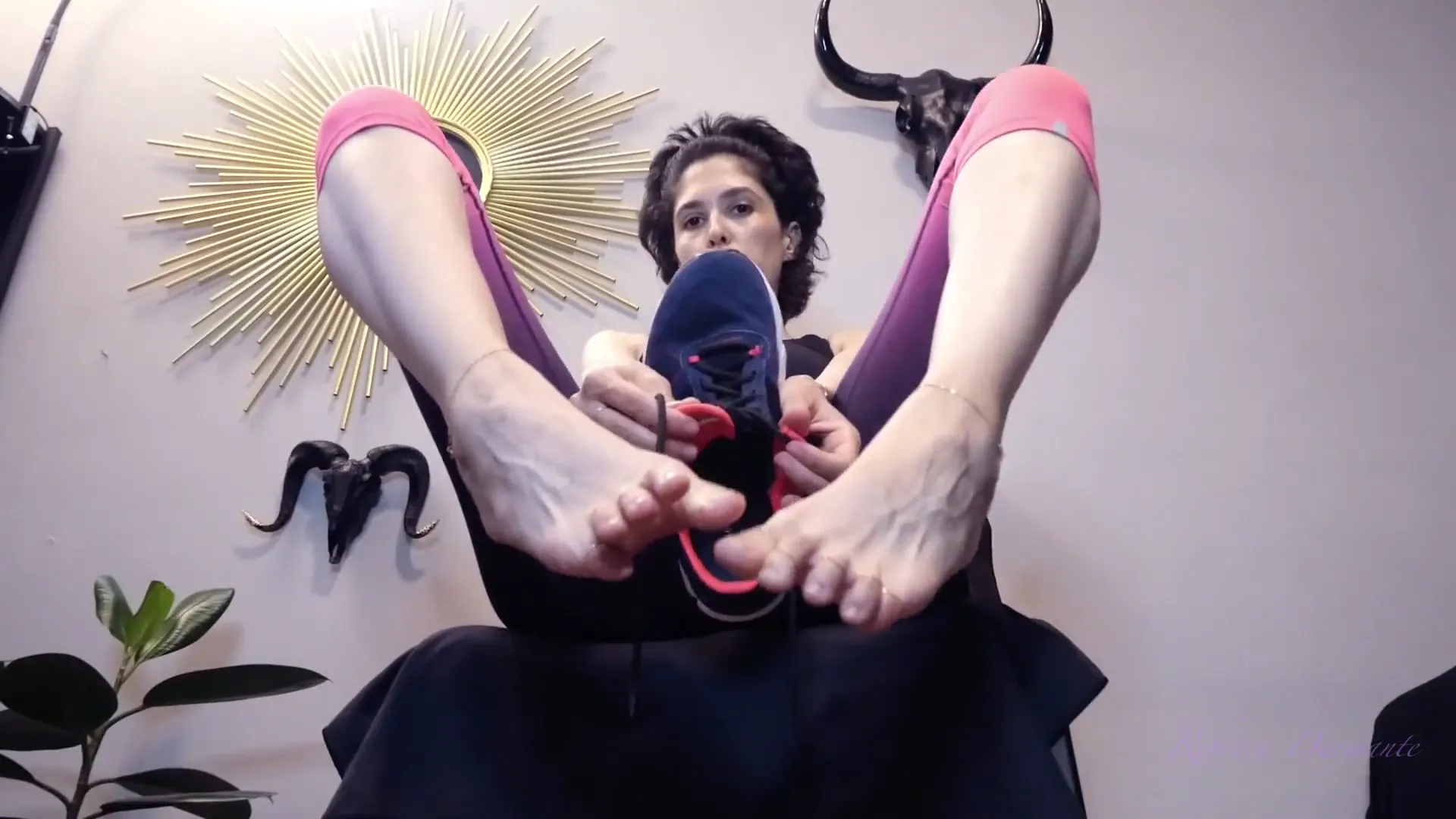 Moment at 04:11 in Jerk off on my trainers ITA