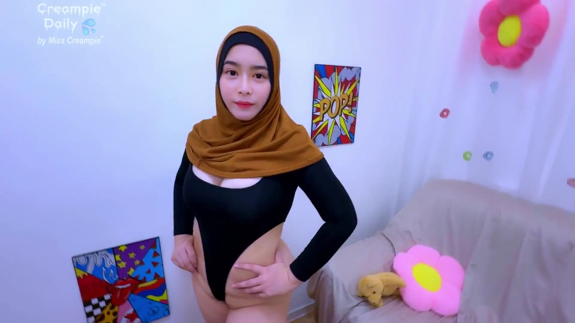 Moment at 00:30 in Asian Muslim slut cute girl love creampie