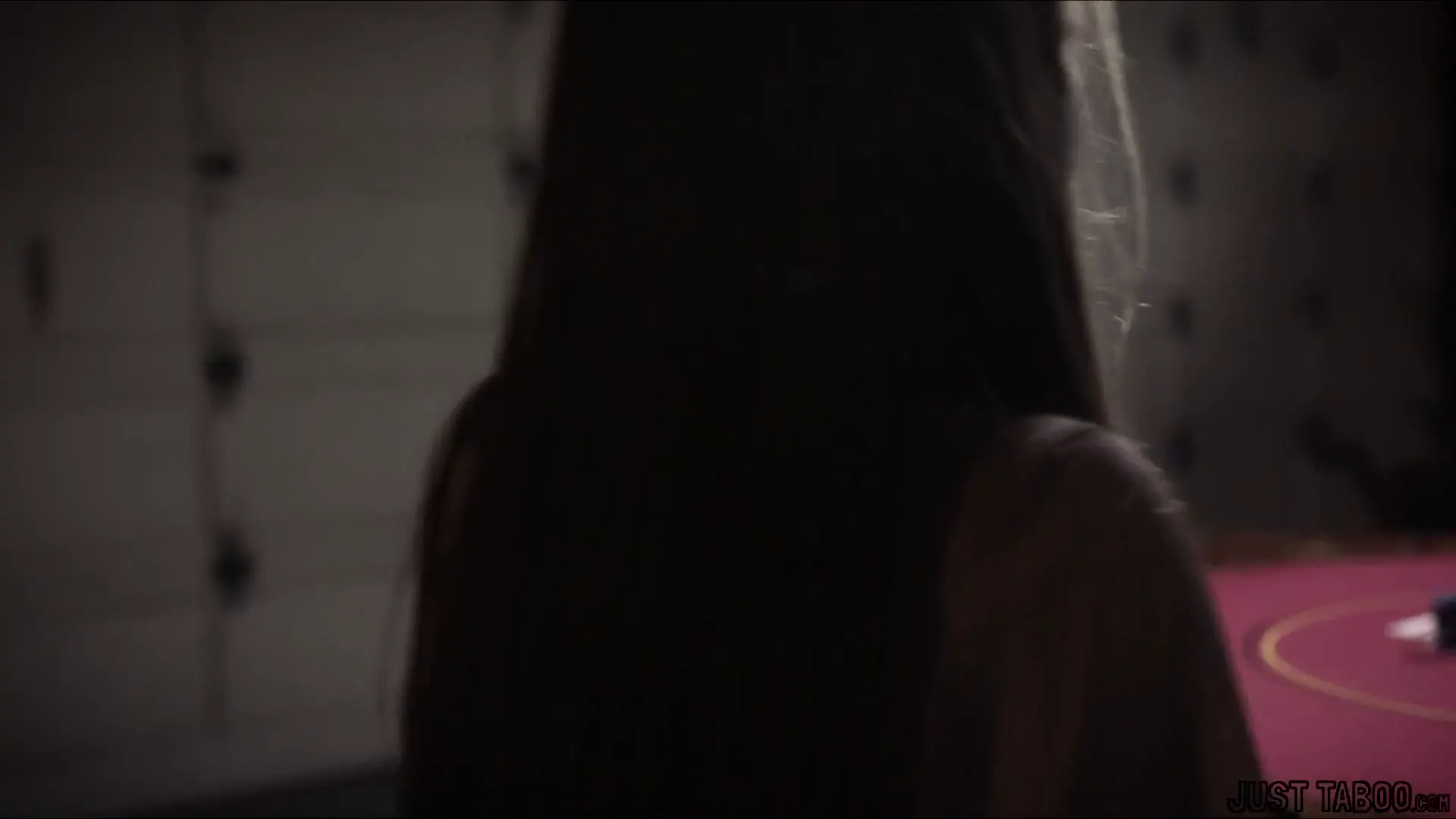 Keyframe at 00:02