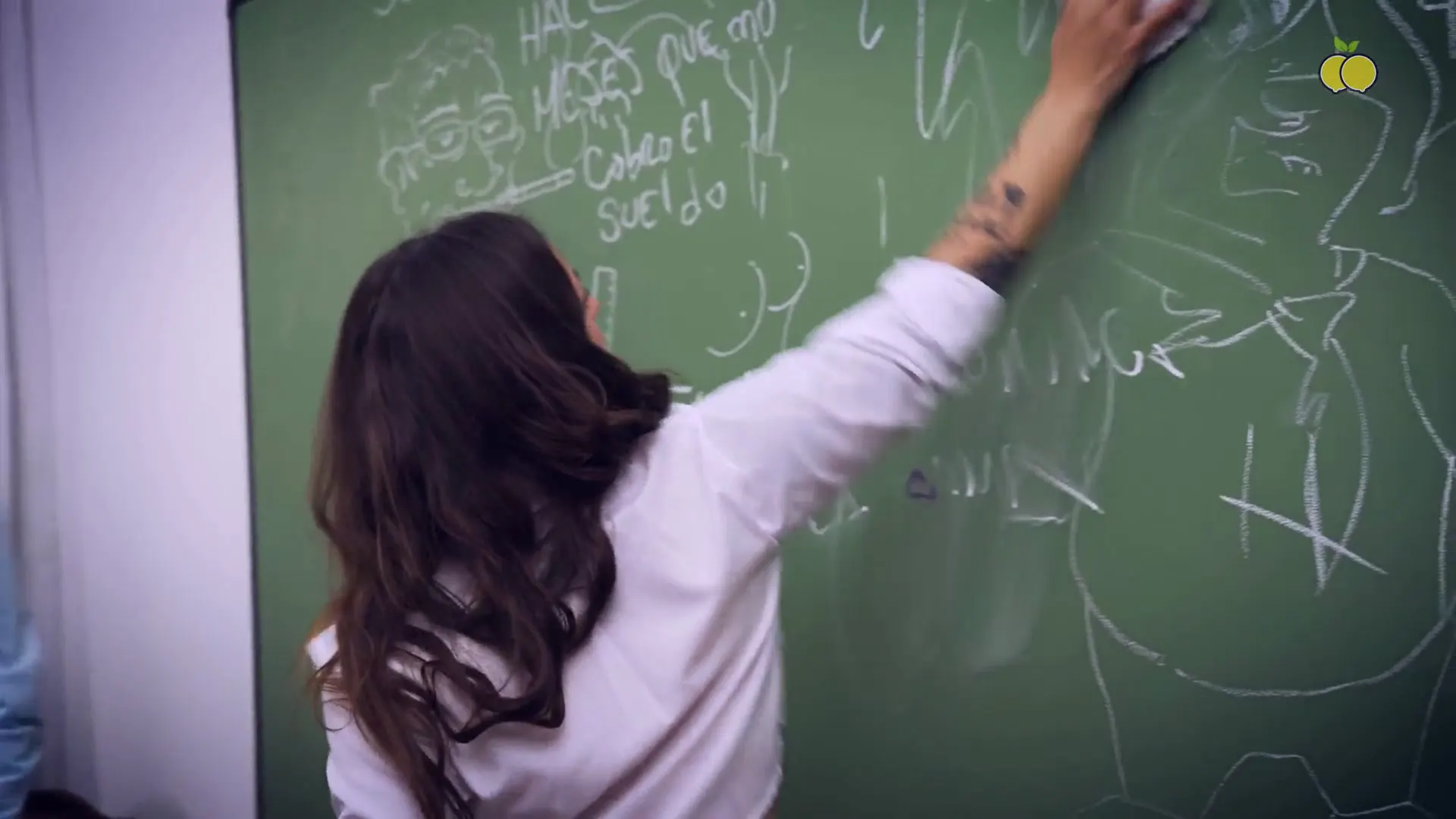 Moment at 08:29 in Limon Institute, Chapter 1: The math teacher teaches two female students how to share in a very peculiar way.