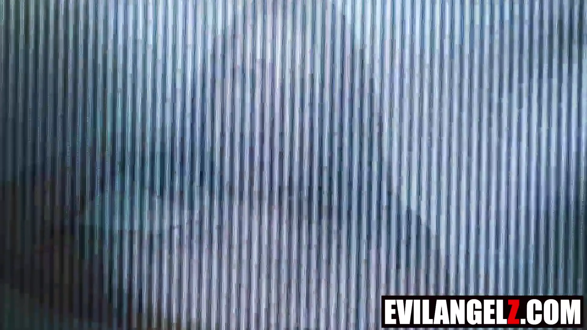 Keyframe at 00:01