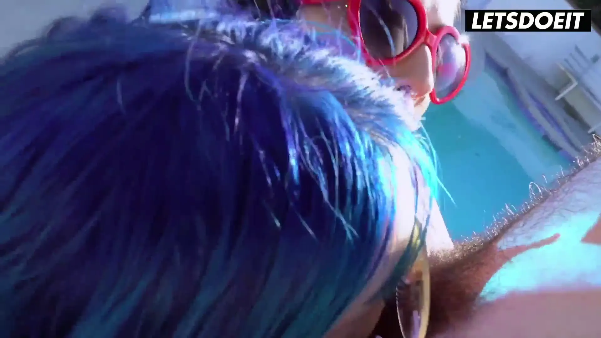 Moment at 02:55 in Emily Willis &amp_ Jewelz Blu Fuck Each Other'_s Faces on His Cock Poolside