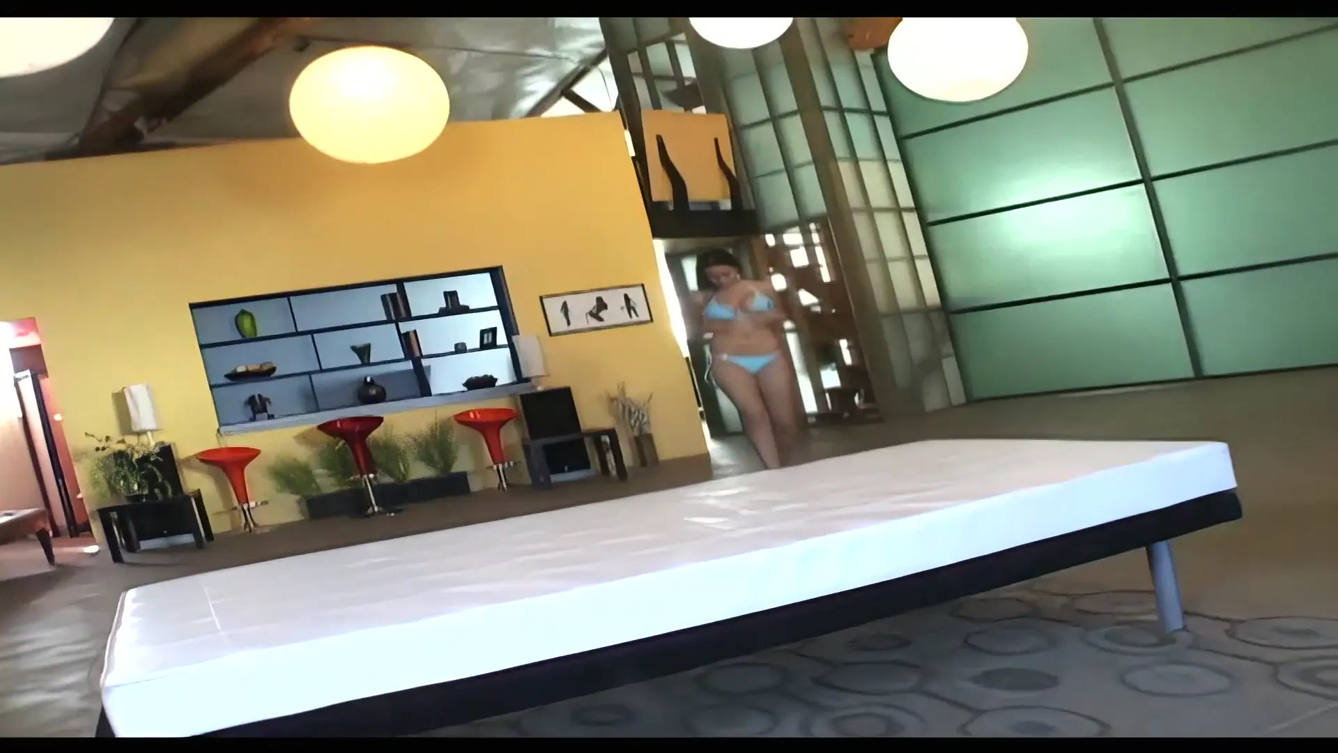 Keyframe at 00:01