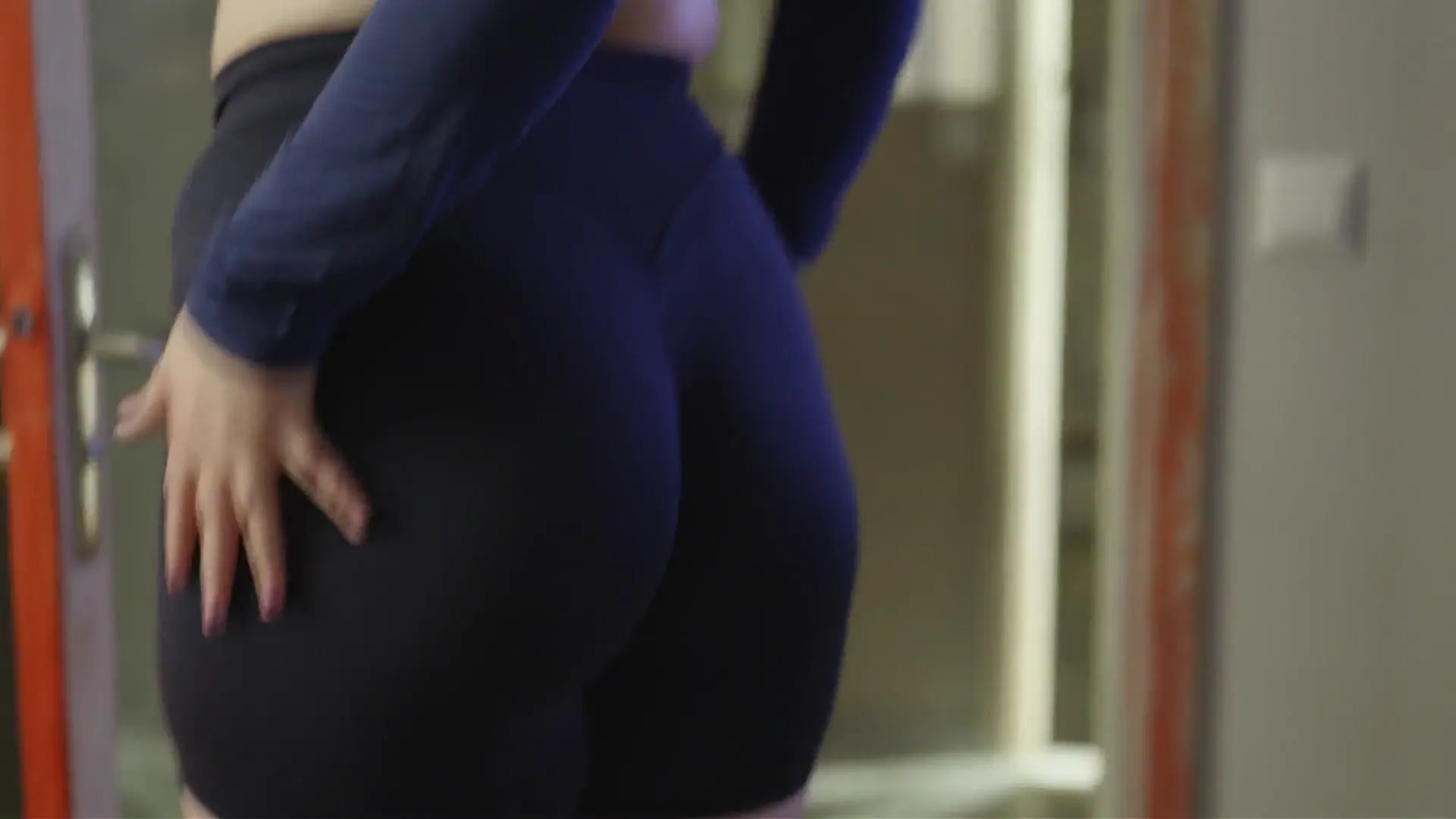 Moment at 00:20 in slut sucking