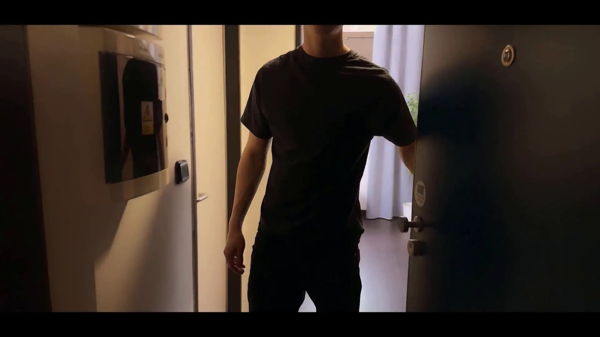 Keyframe at 00:12