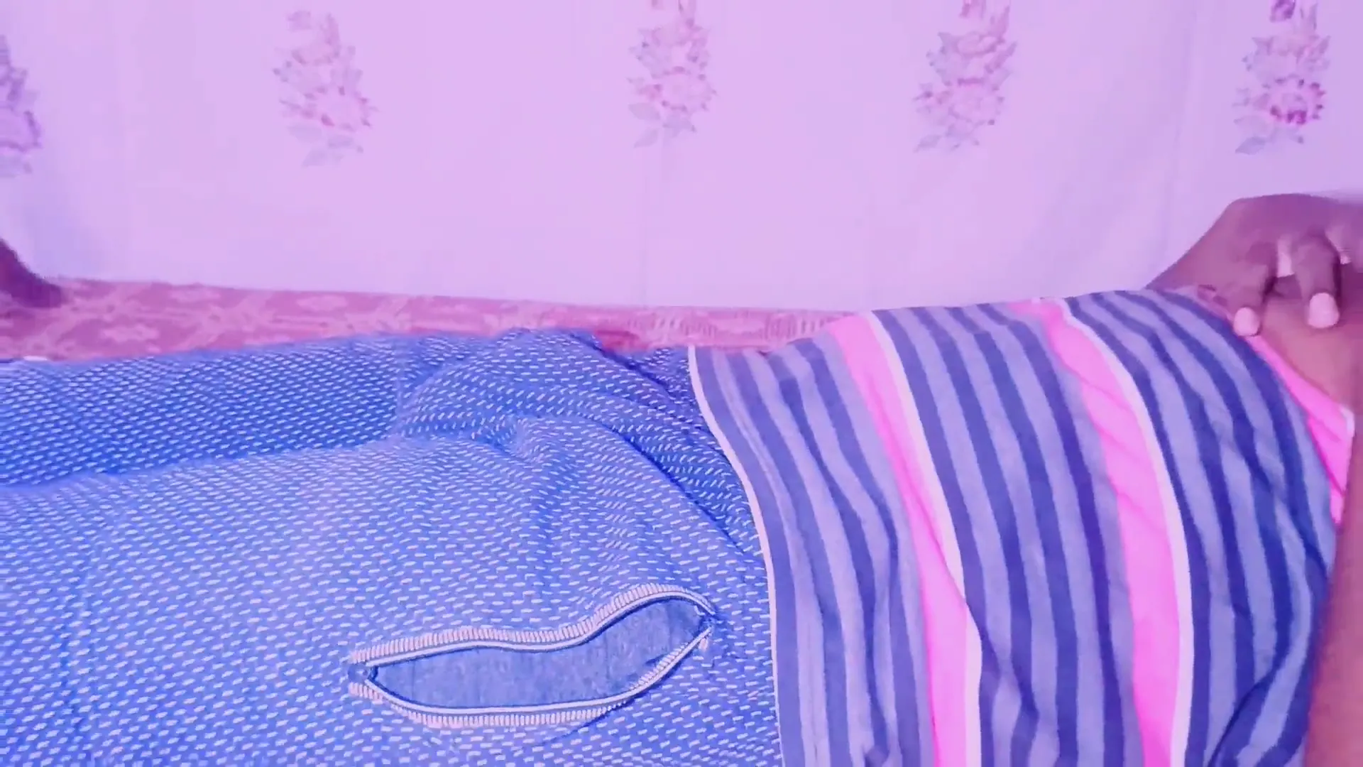 Keyframe at 00:01