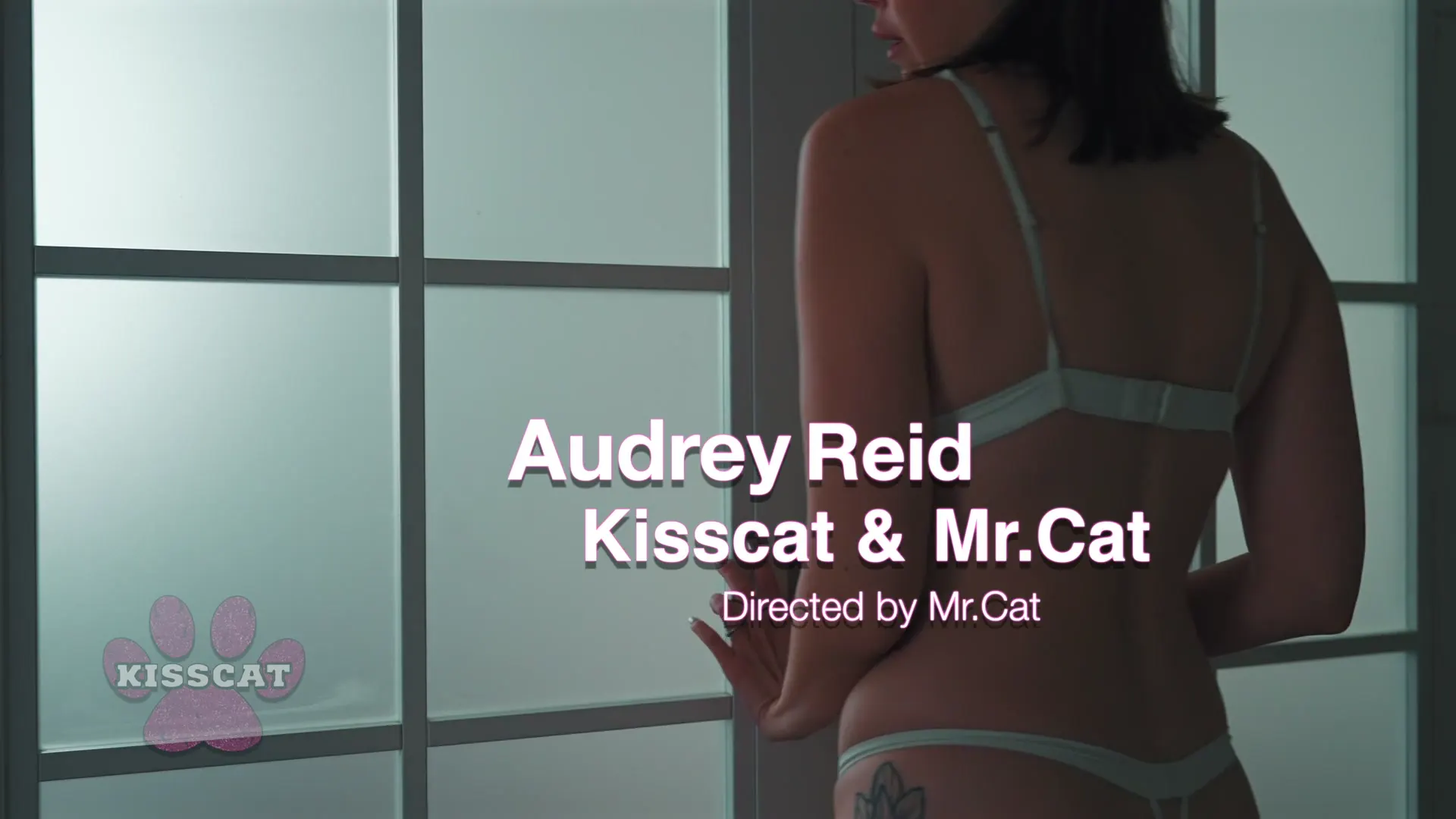 Keyframe at 00:02