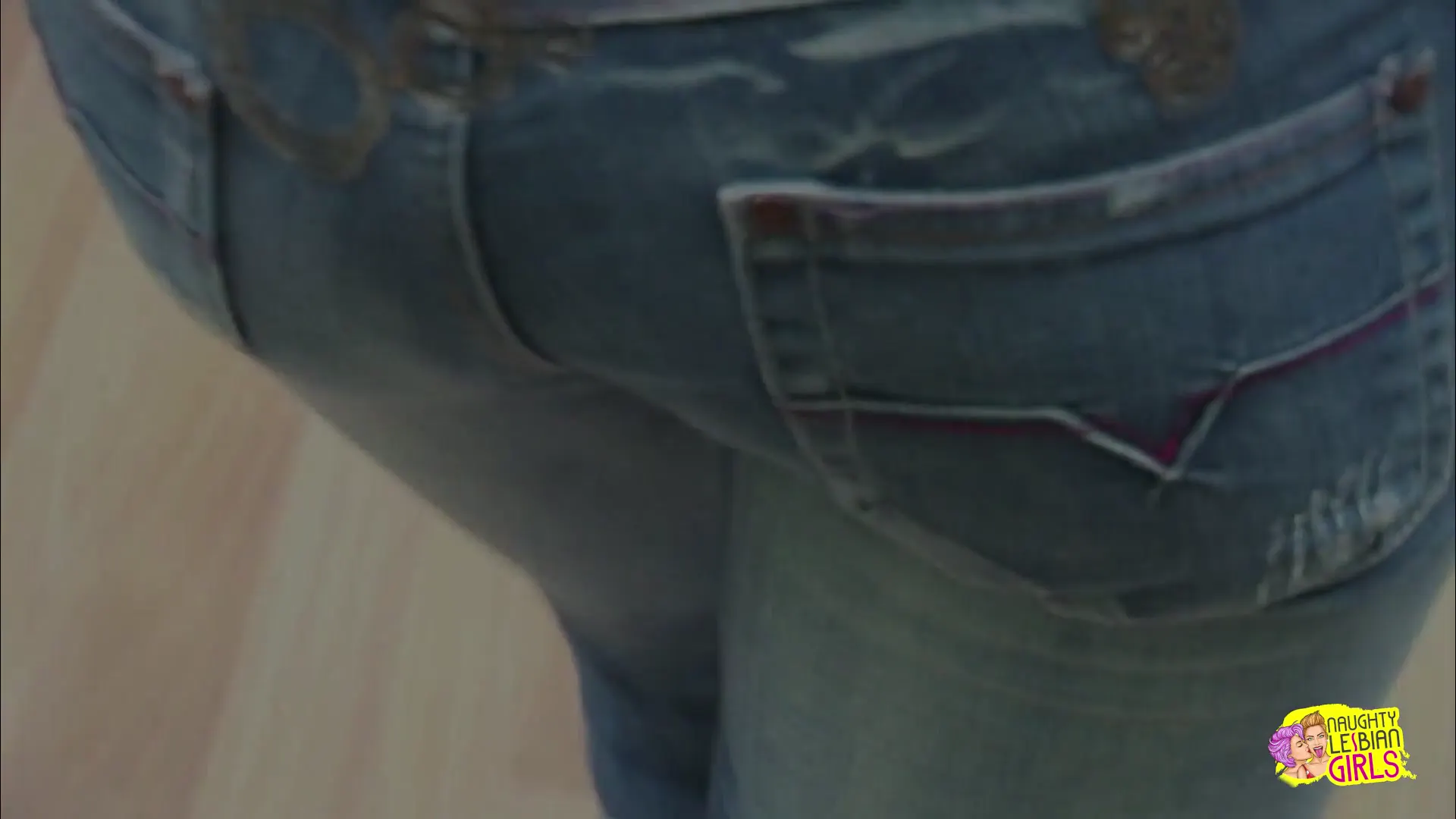 Keyframe at 00:01