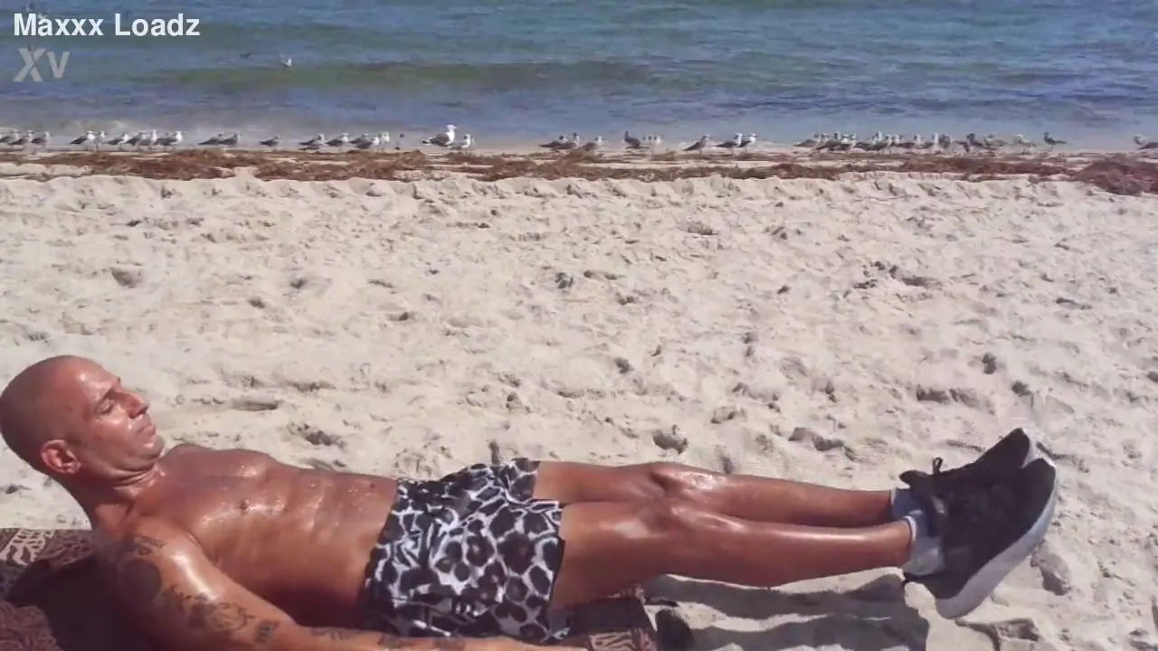 Moment at 00:22 in G T S GYM TAN SEX THE BEST ABS IN PORN THE JERSEY SHORE PORN STAR THE ITALIAN POUND MACHINE WORKING OUT AT BEACH