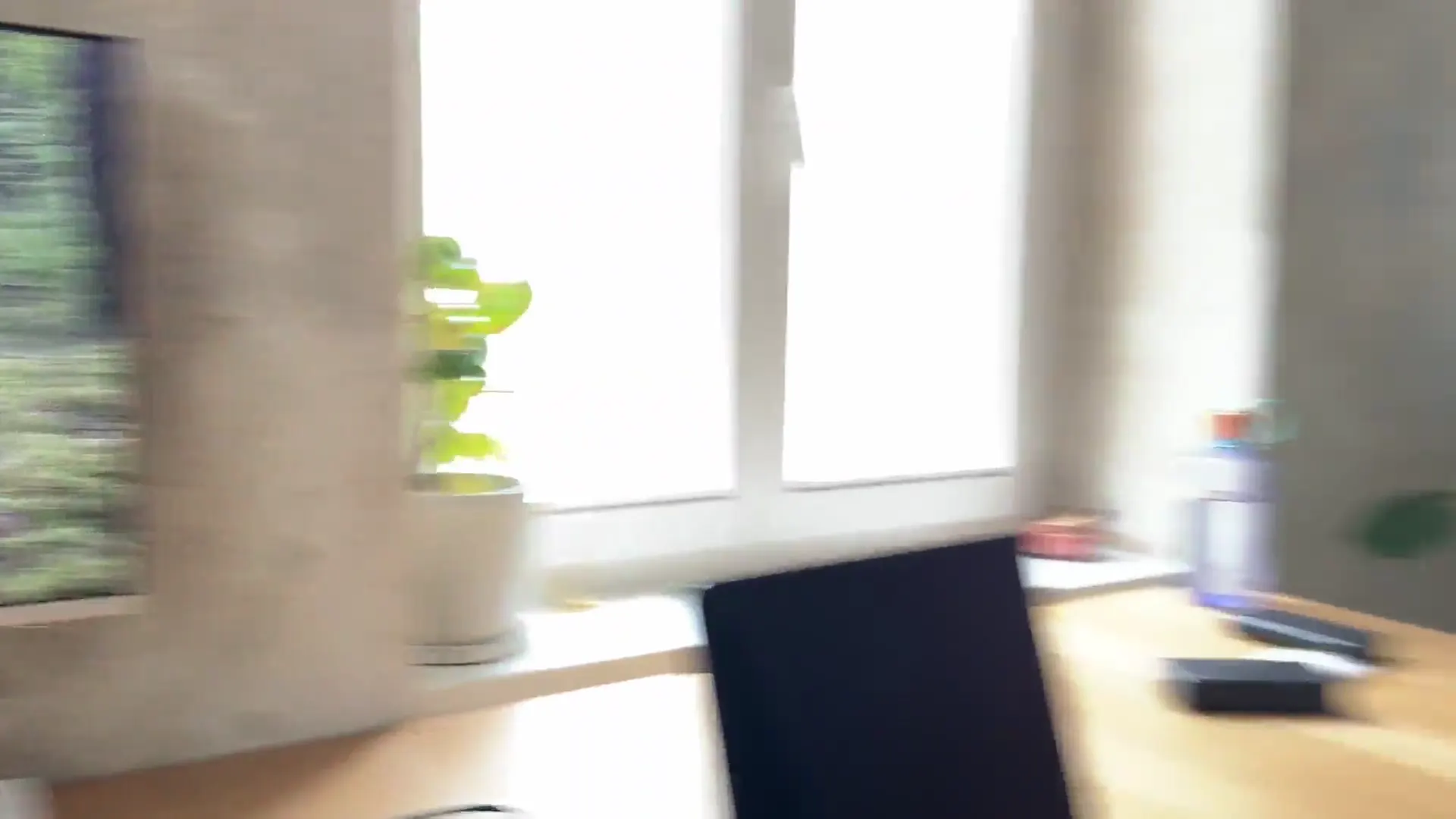 Keyframe at 00:03